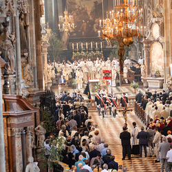 Fronleichnam 2025 / Erzdiözese Wien/ Schönlaub